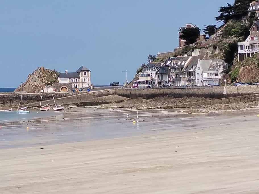 Appartement Neuf Classe, Balcon Et Petite Vue Mer プレヌフ・ヴァル・アンドレ エクステリア 写真