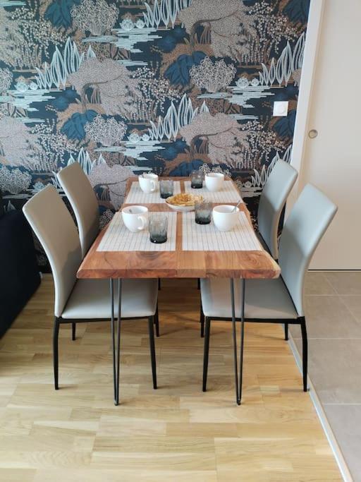 Appartement Neuf Classe, Balcon Et Petite Vue Mer プレヌフ・ヴァル・アンドレ エクステリア 写真